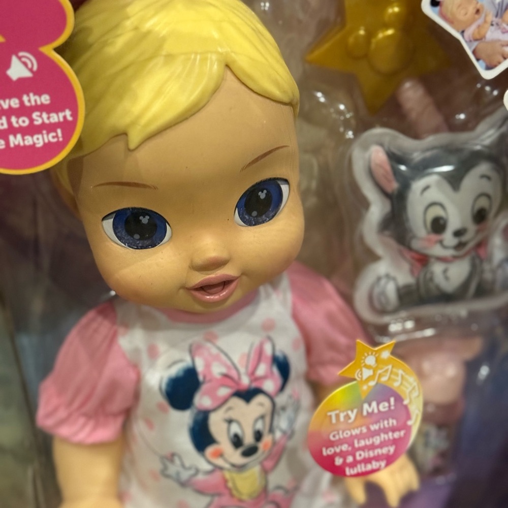 Disney Darlings Baby Doll Minnie - price per doll